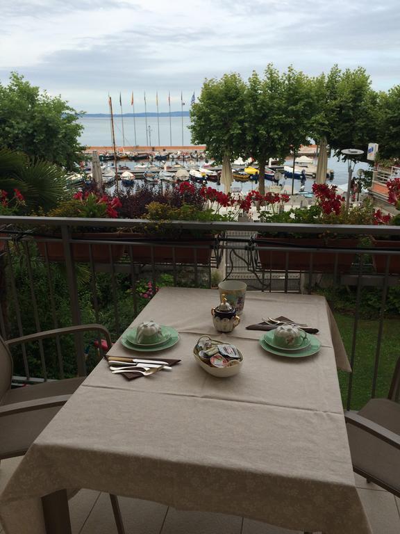 B&B Villa Dall'Agnola Garda  Bagian luar foto
