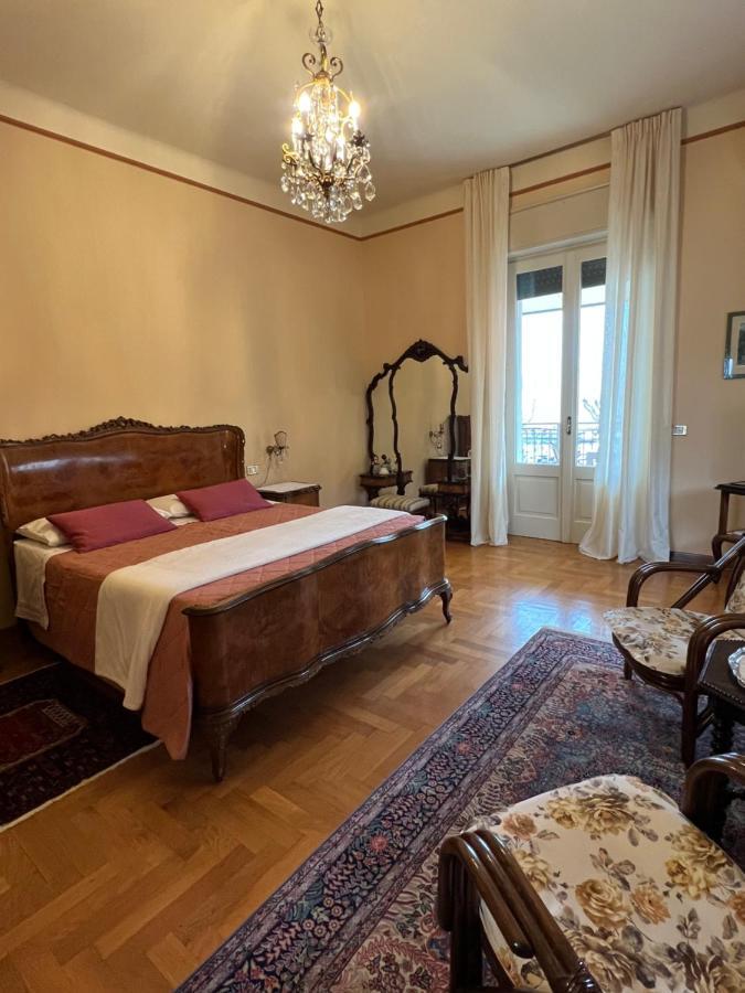 B&B Villa Dall'Agnola Garda  Bagian luar foto