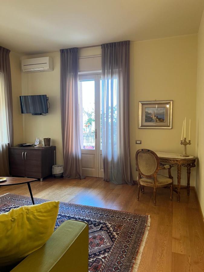 B&B Villa Dall'Agnola Garda  Bagian luar foto