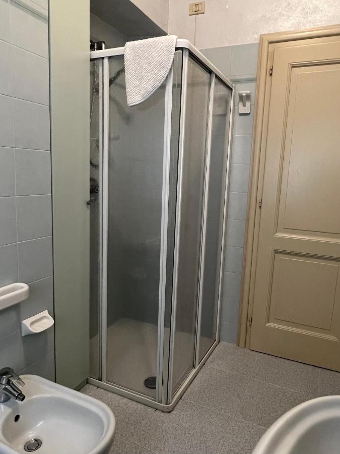 B&B Villa Dall'Agnola Garda  Bagian luar foto