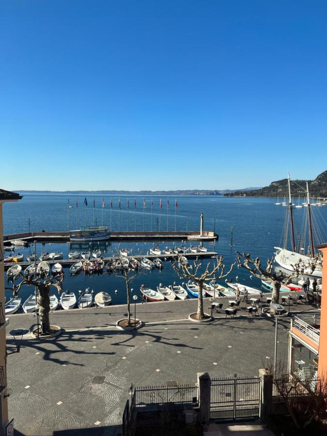 B&B Villa Dall'Agnola Garda  Bagian luar foto