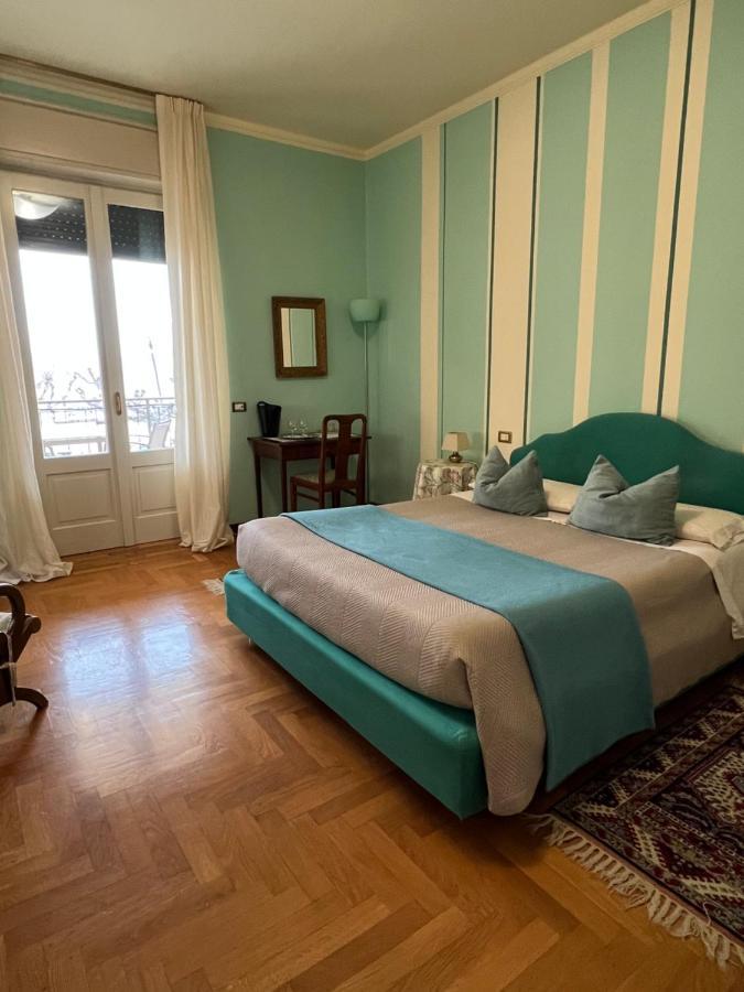 B&B Villa Dall'Agnola Garda  Bagian luar foto